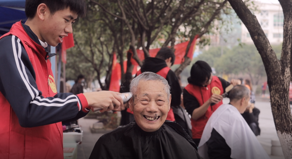 社區(qū)義務理發(fā)